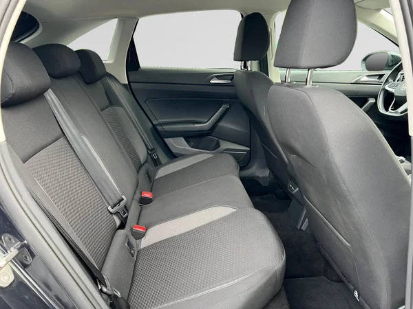 VOLKSWAGEN Taigo (2023) — foto 4 van 18