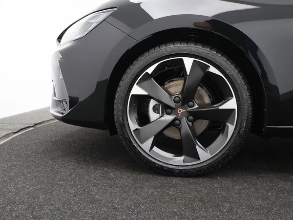 CUPRA Leon ST (2025) — foto 15 van 22