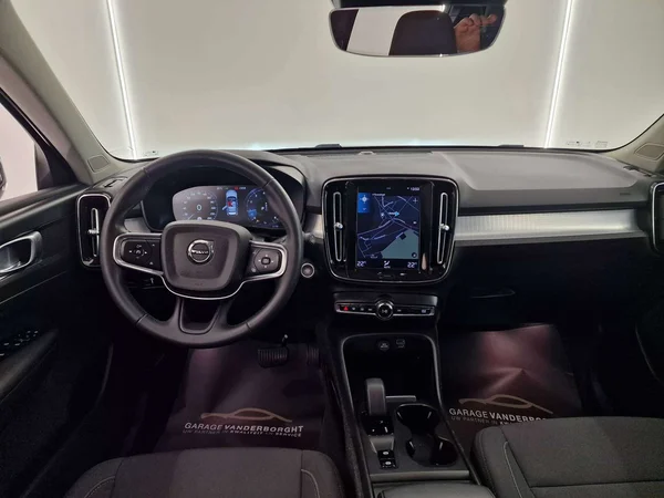 Volvo XC40 (2022) — foto 11 van 15