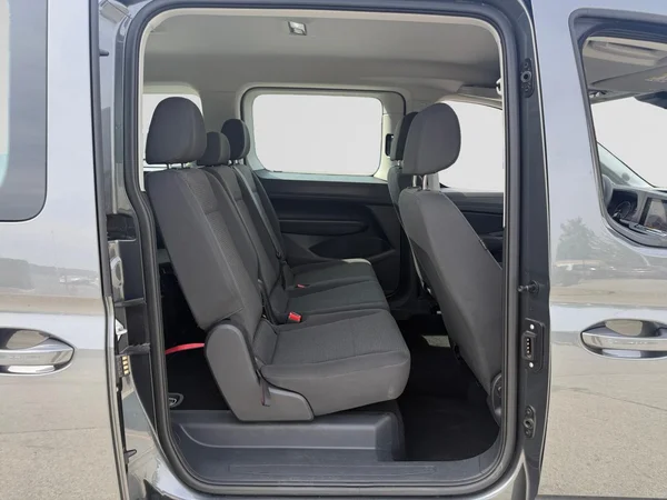 VOLKSWAGEN Caddy Maxi Dsl (2024) — foto 18 van 21