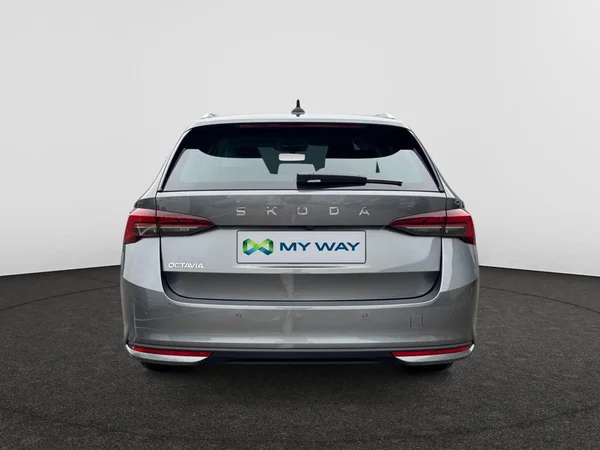 SKODA Octavia Combi (2025) — foto 8 van 21