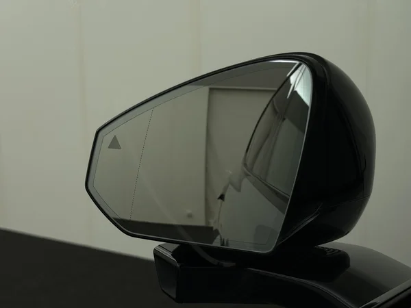 VOLVO EX90 (2025) — foto 19 van 32