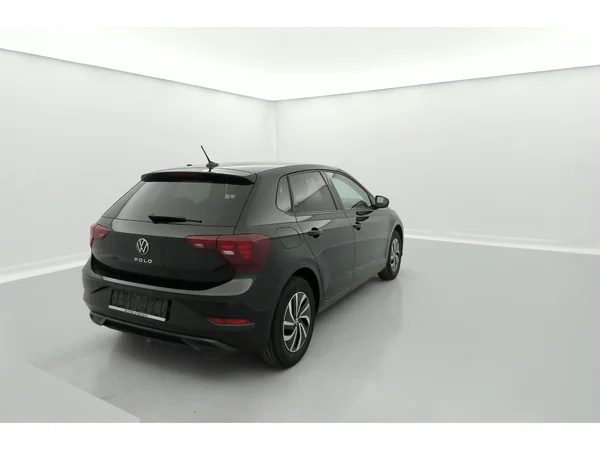 VOLKSWAGEN Polo (2025) — foto 2 van 36