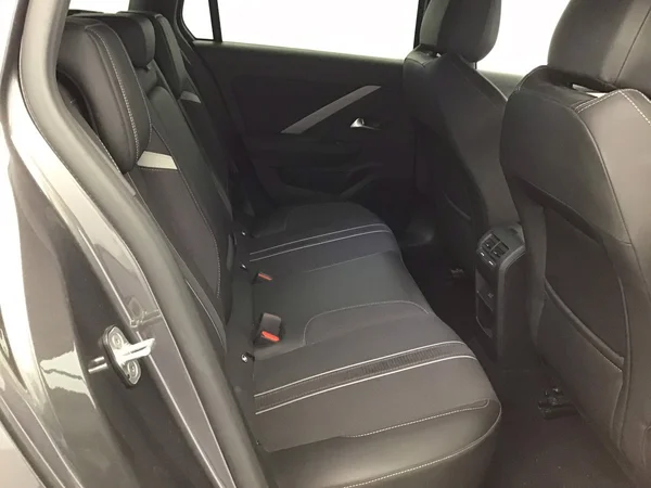 Opel Astra Sports Tourer (2025) — foto 38 van 40
