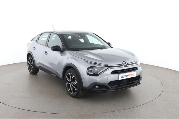Citroen C4 (2022) — foto 14 van 16