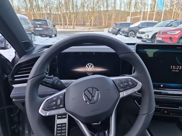 VOLKSWAGEN Passat Variant (2025) — foto 3 van 21