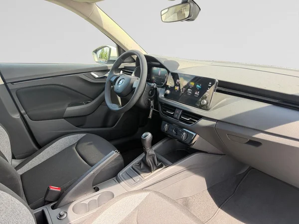 SKODA Kamiq (2024) — foto 12 van 18