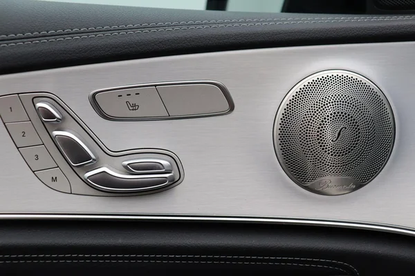 Mercedes-Benz E-Klasse (2022) — foto 28 van 29