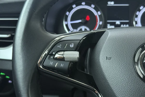Skoda Scala (2021) — foto 5 van 19