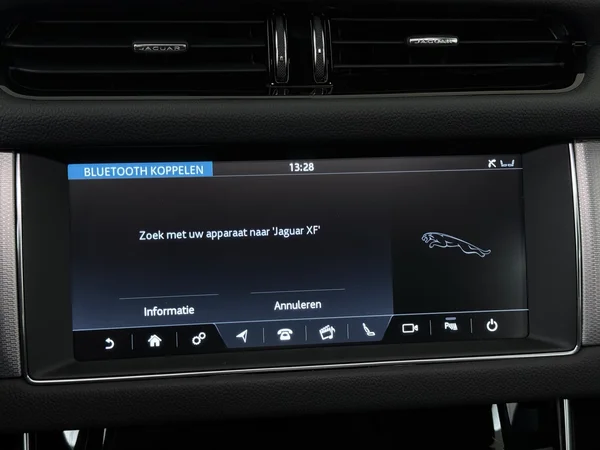 JAGUAR F-Type (2020) — foto 13 van 28