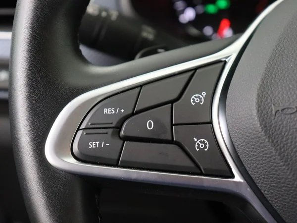 RENAULT Arkana (2021) — foto 9 van 27