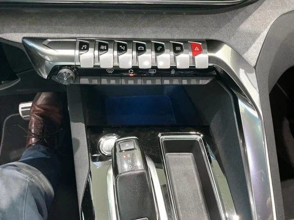 Peugeot 3008 (2021) — foto 8 van 20