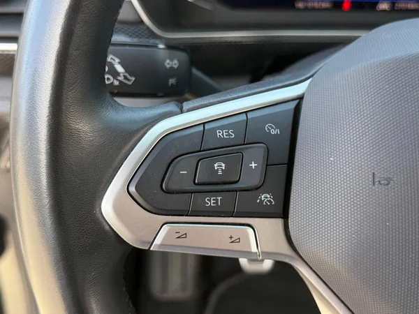 VOLKSWAGEN T-Cross (2025) — foto 4 van 21