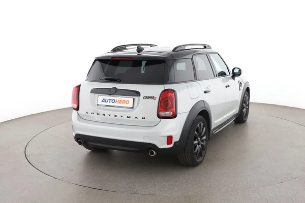 MINI Countryman (2020) — foto 12 van 16