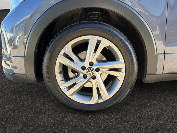 VOLKSWAGEN T-Cross (2025) — foto 13 van 21