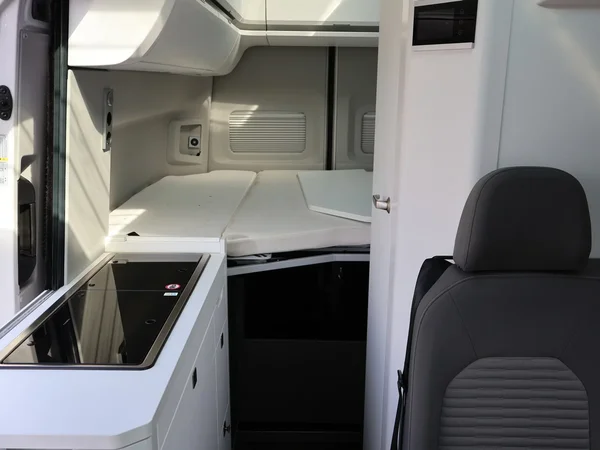 Volkswagen Crafter (2020) — foto 14 van 23