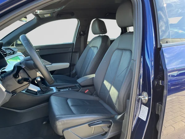 AUDI Q3 (2024) — foto 19 van 24