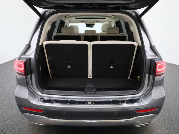 Mercedes-Benz GLB (2021) — foto 4 van 45