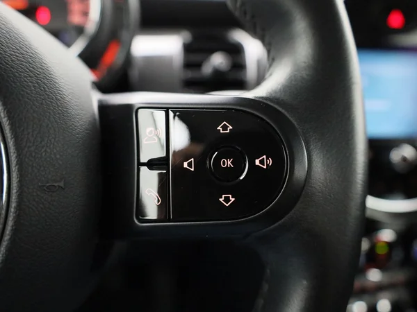 MINI One (2021) — foto 7 van 38