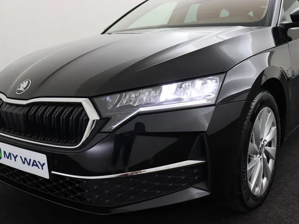 SKODA Octavia Combi (2025) — foto 9 van 19