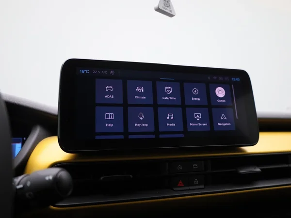 Jeep Avenger (2023) — foto 19 van 30