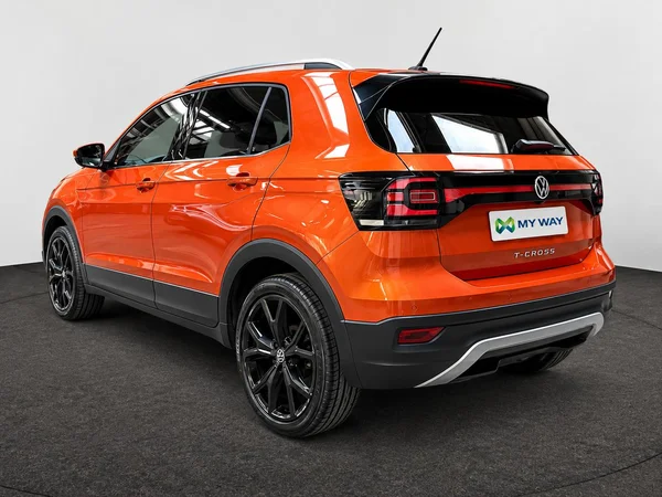 VOLKSWAGEN T-Cross (2020) — foto 9 van 14