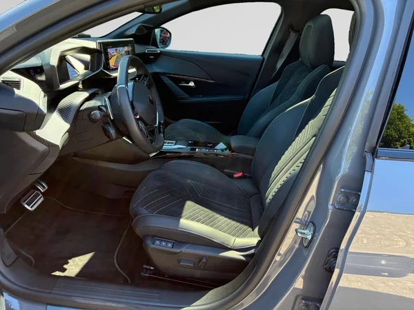 PEUGEOT 208 (2025) — foto 13 van 21