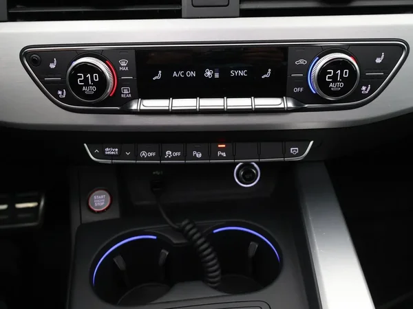 Audi S5 (2018) — foto 19 van 29