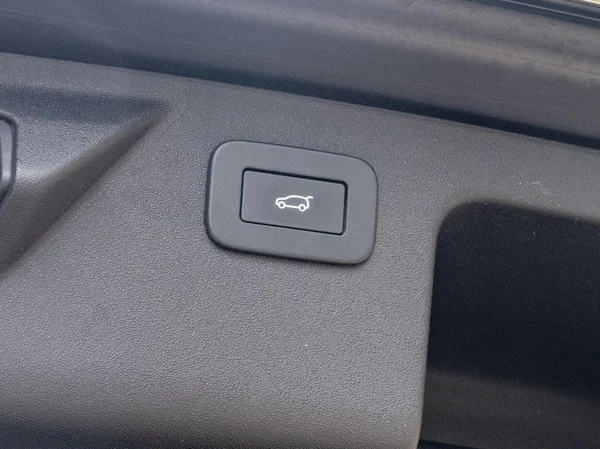 Land Rover Discovery Sport (2022) — foto 20 van 29