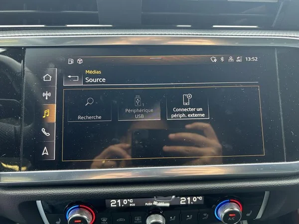 AUDI Q3 Sportback (2023) — foto 21 van 39