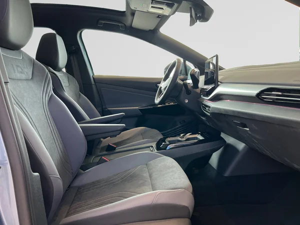VOLKSWAGEN ID.5 (2025) — foto 11 van 17