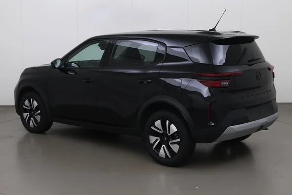 Opel Frontera (2025) — foto 11 van 17
