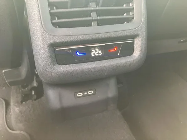 VOLKSWAGEN T-Roc (2026) — foto 4 van 25