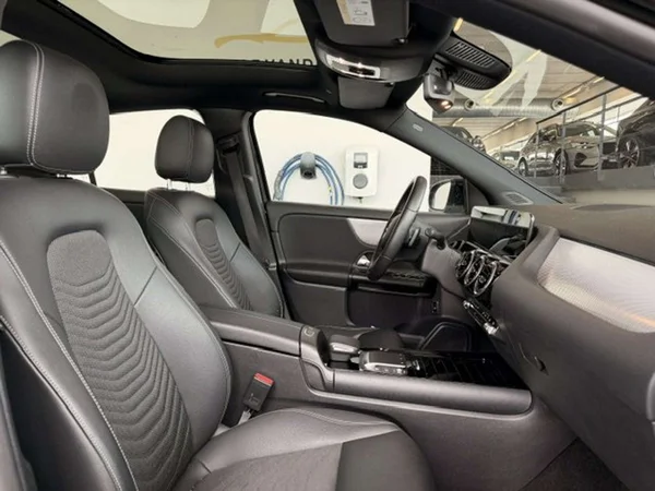 Mercedes-Benz GLA (2023) — foto 20 van 22