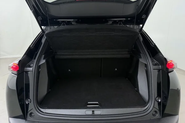 Peugeot 2008 (2024) — foto 15 van 19