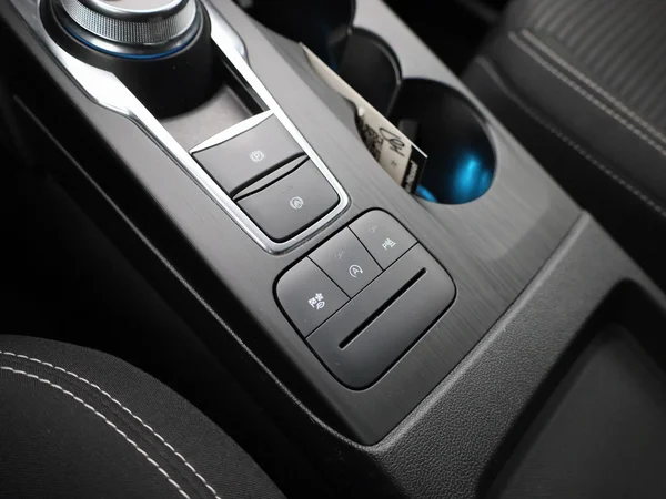 Ford Kuga (2022) — foto 14 van 30