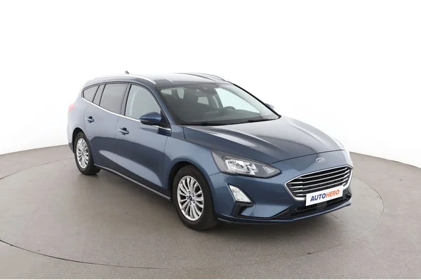 Ford Focus (2021) — foto 14 van 16