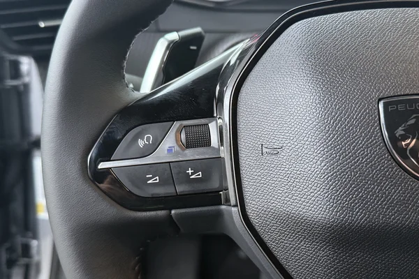 Peugeot 2008 (2025) — foto 5 van 16