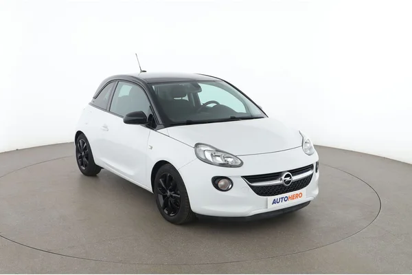 Opel Adam (2017) — foto 14 van 16