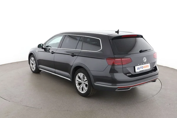 Volkswagen Passat Alltrack (2019) — foto 10 van 16