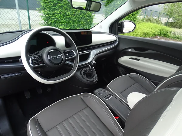 Fiat 500 (2026) — foto 3 van 24
