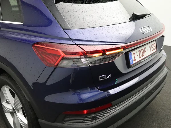AUDI Q4 e-tron (2025) — foto 10 van 23