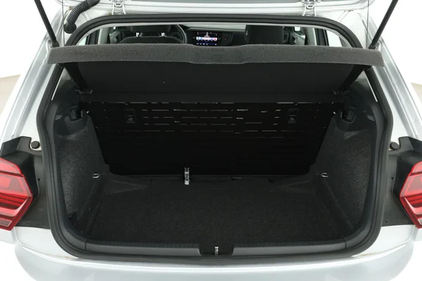 Volkswagen Polo (2021) — foto 8 van 16