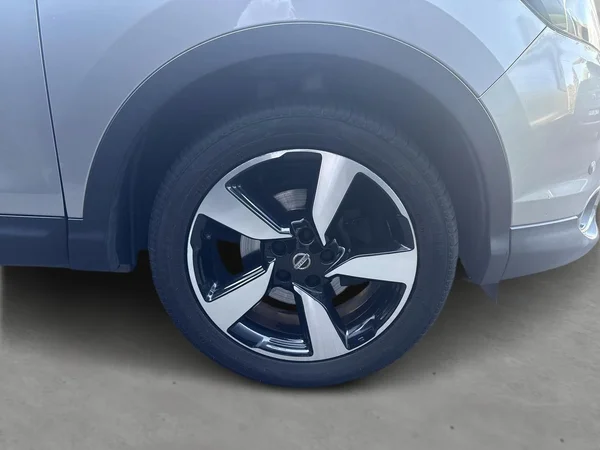 Nissan QASHQAI (2016) — foto 14 van 17