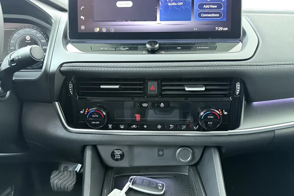 Nissan Qashqai (2026) — foto 9 van 17