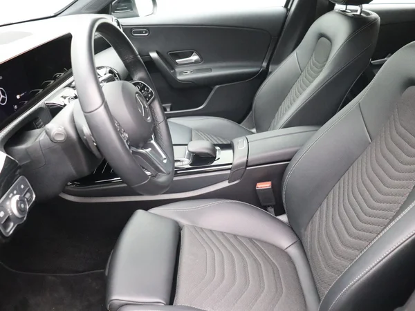 Mercedes-Benz A-Klasse (2023) — foto 7 van 23