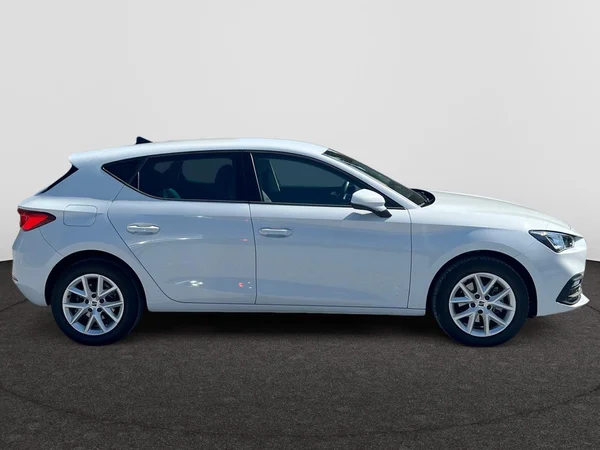 SEAT Leon (2025) — foto 9 van 18