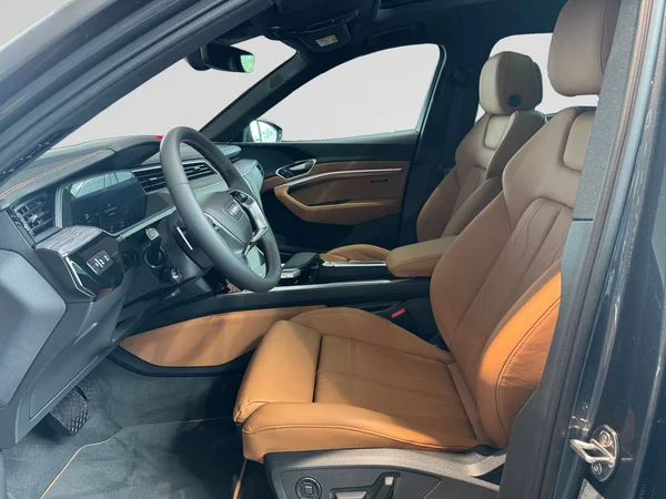 AUDI Q8 e-tron (2026) — foto 7 van 20