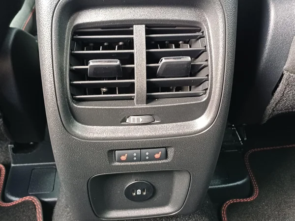 Ford Kuga (2025) — foto 11 van 23