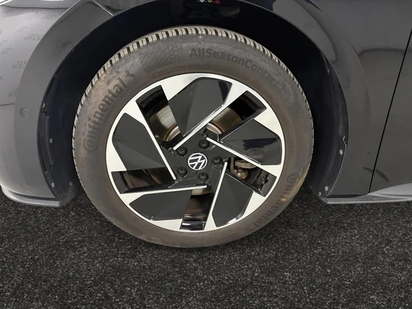 VOLKSWAGEN ID.3 (2025) — foto 10 van 13